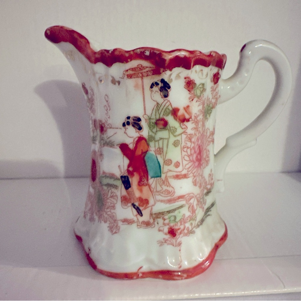 Early 20th Century Japanese Porcelain Cream Pitcher Women Lanterns